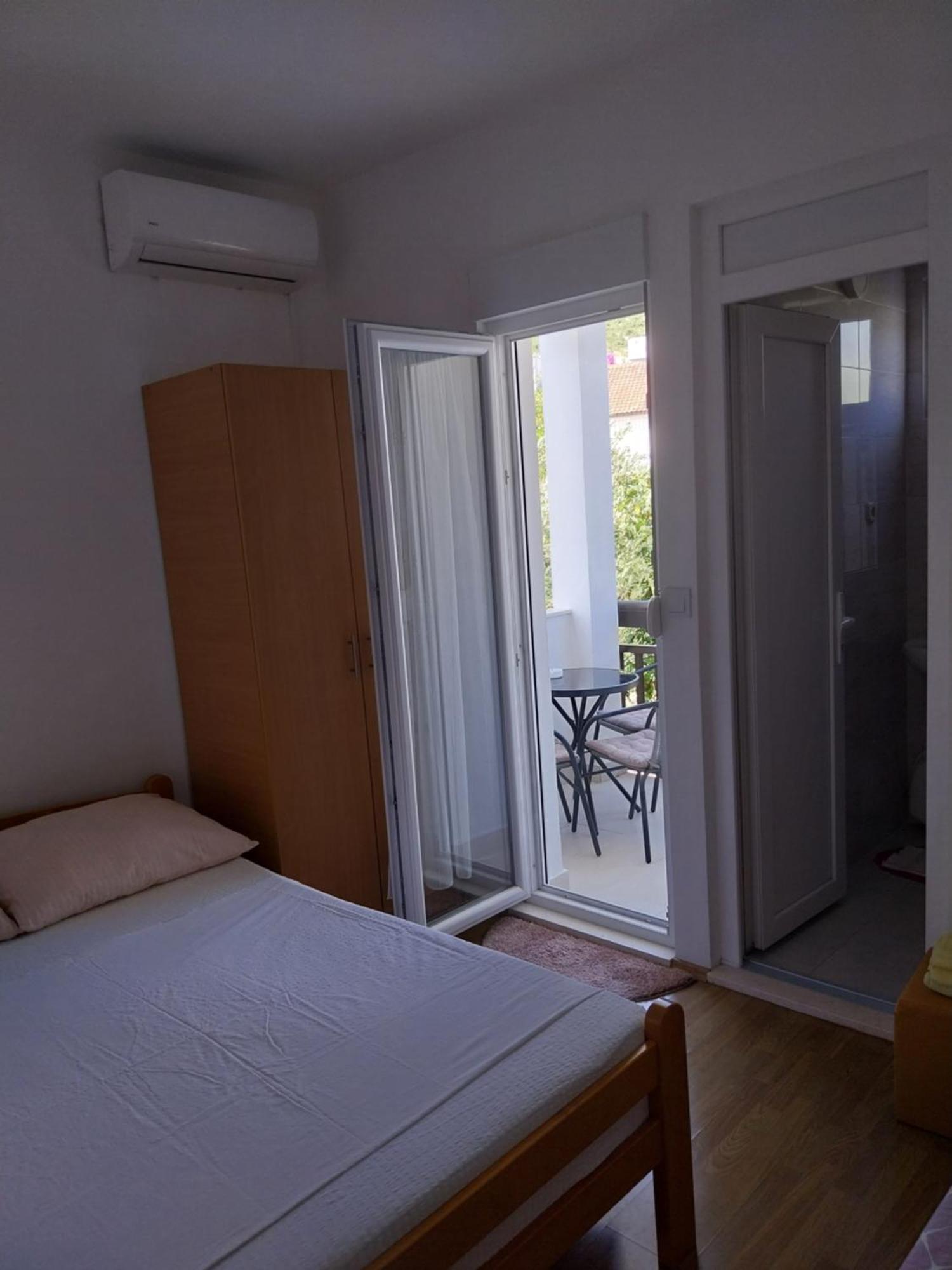 Apartmani Liberan Neum Buitenkant foto