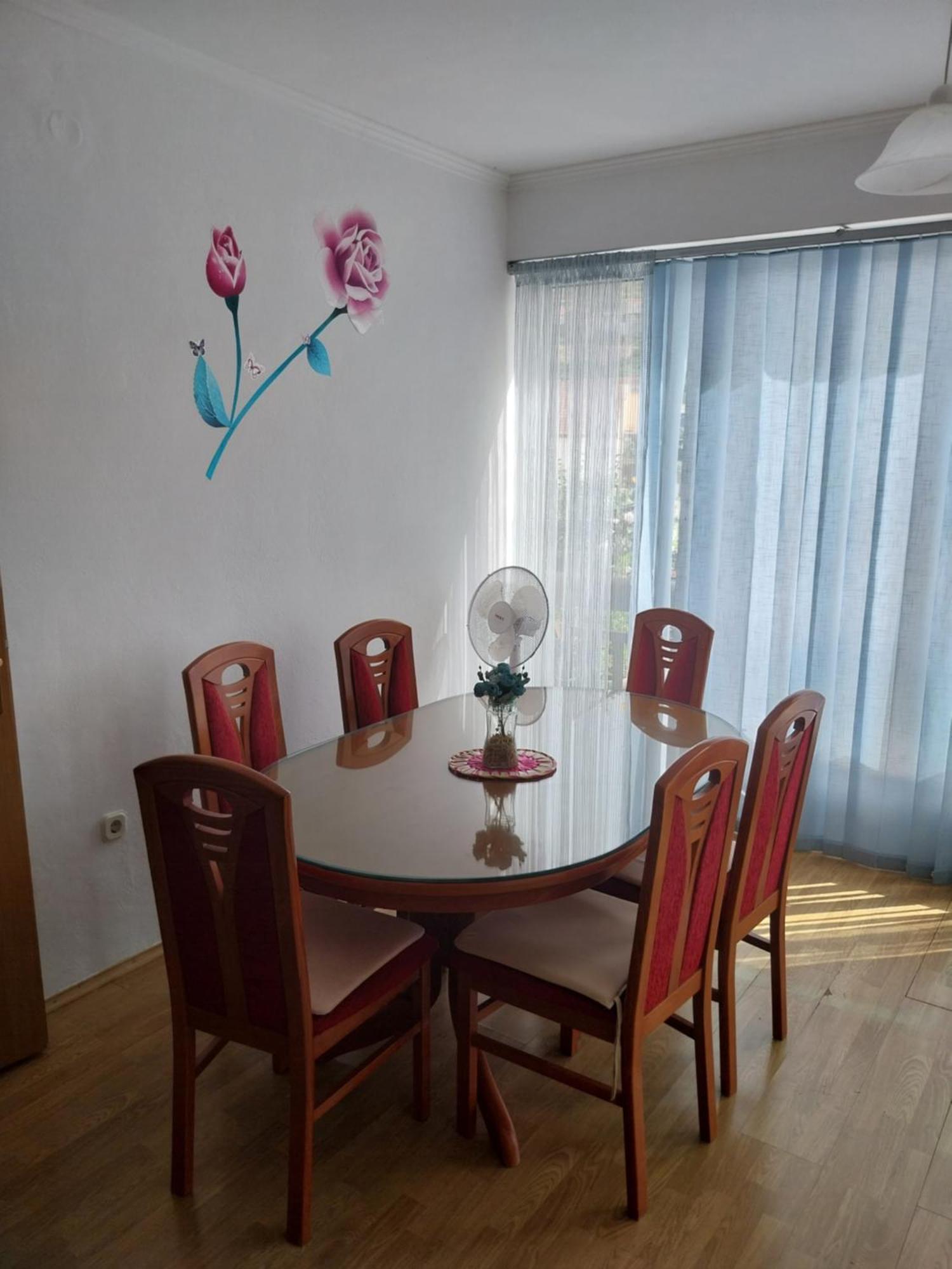 Apartmani Liberan Neum Buitenkant foto